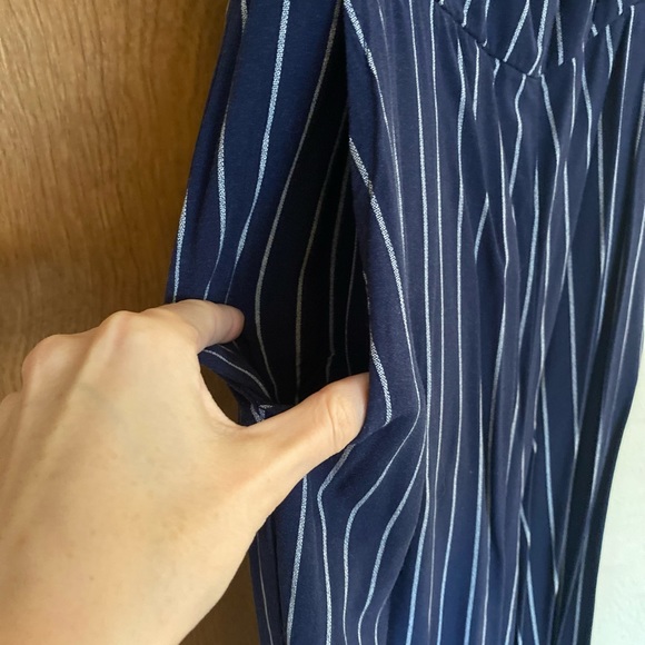 Old Navy cropped jumpsuit, navy, size medium, EUC - Picture 3 of 10